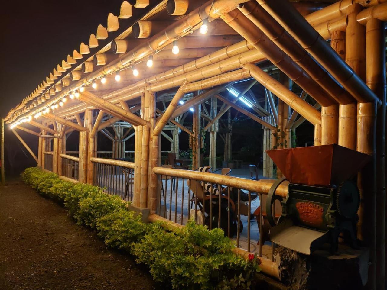 Hotel Campestre Cafe Tropical Кімбая Екстер'єр фото