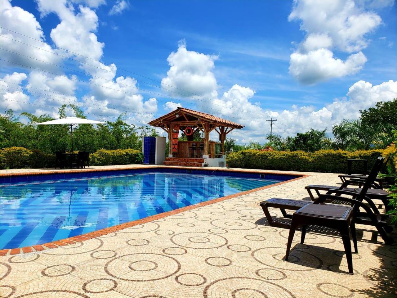 Hotel Campestre Cafe Tropical Кімбая Екстер'єр фото